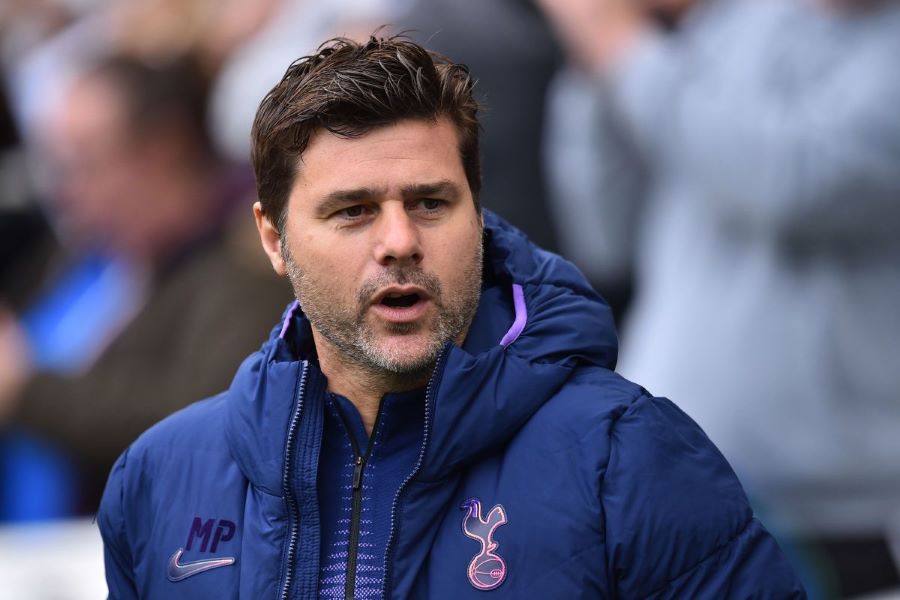 Pochettino reveals how two of his players saved him from early Spurs
