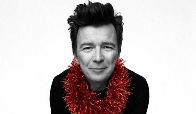 Rick Astley Says Spurs Will Beat Wolves... And Rick Will Never Let You ...
