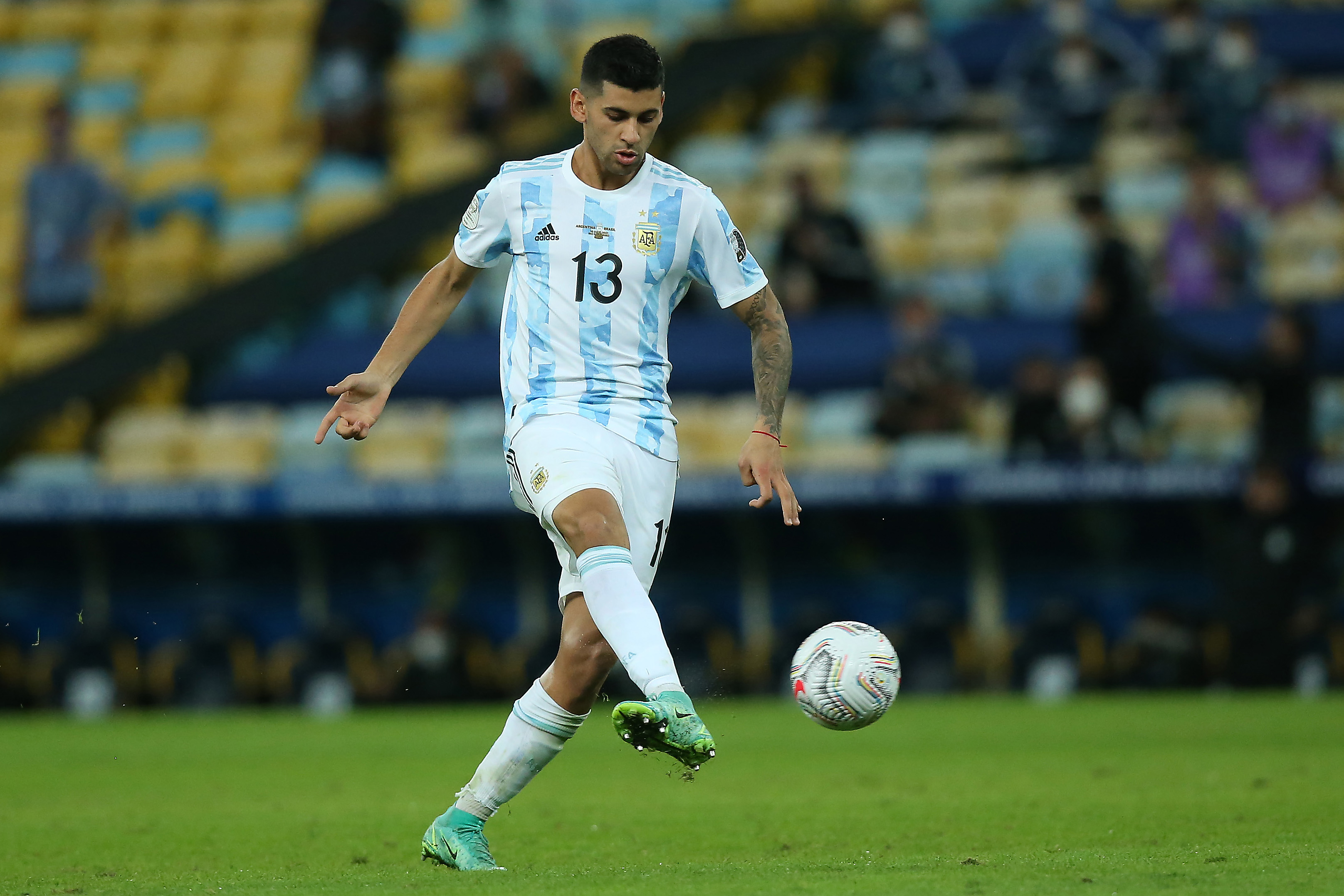 mimic block Il Video: Tottenham Hotspur defender Cristian Romero trolls Peruvian player  for missing a penalty kick