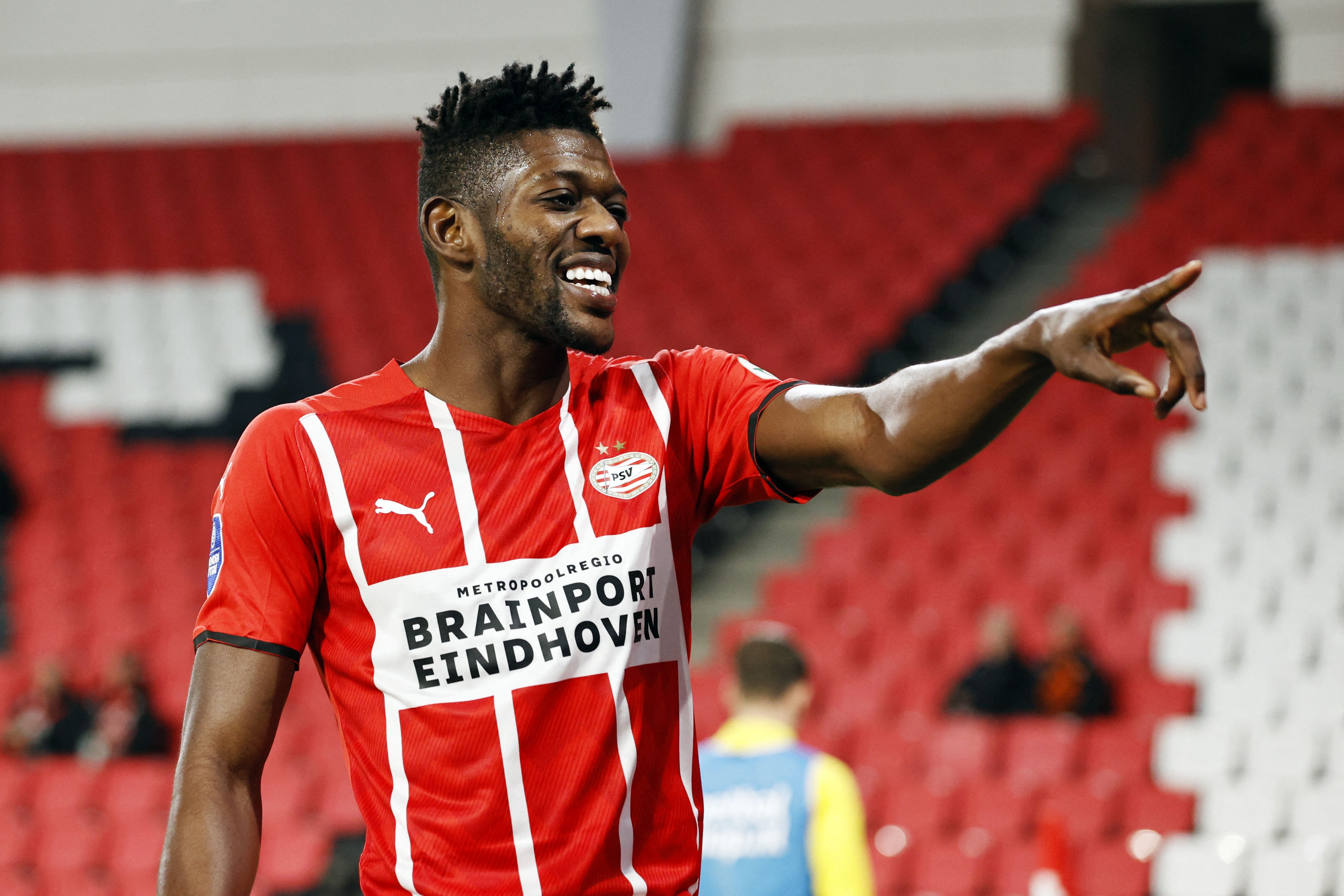 PSV legend urges Arsenal, Tottenham to sign £14M midfielder this summer