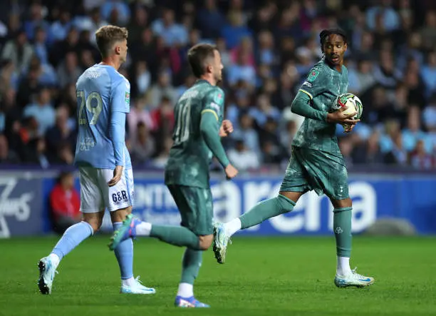 Djed Spence signs a new contract with Tottenham Hotspur, extending his stay until 2028.