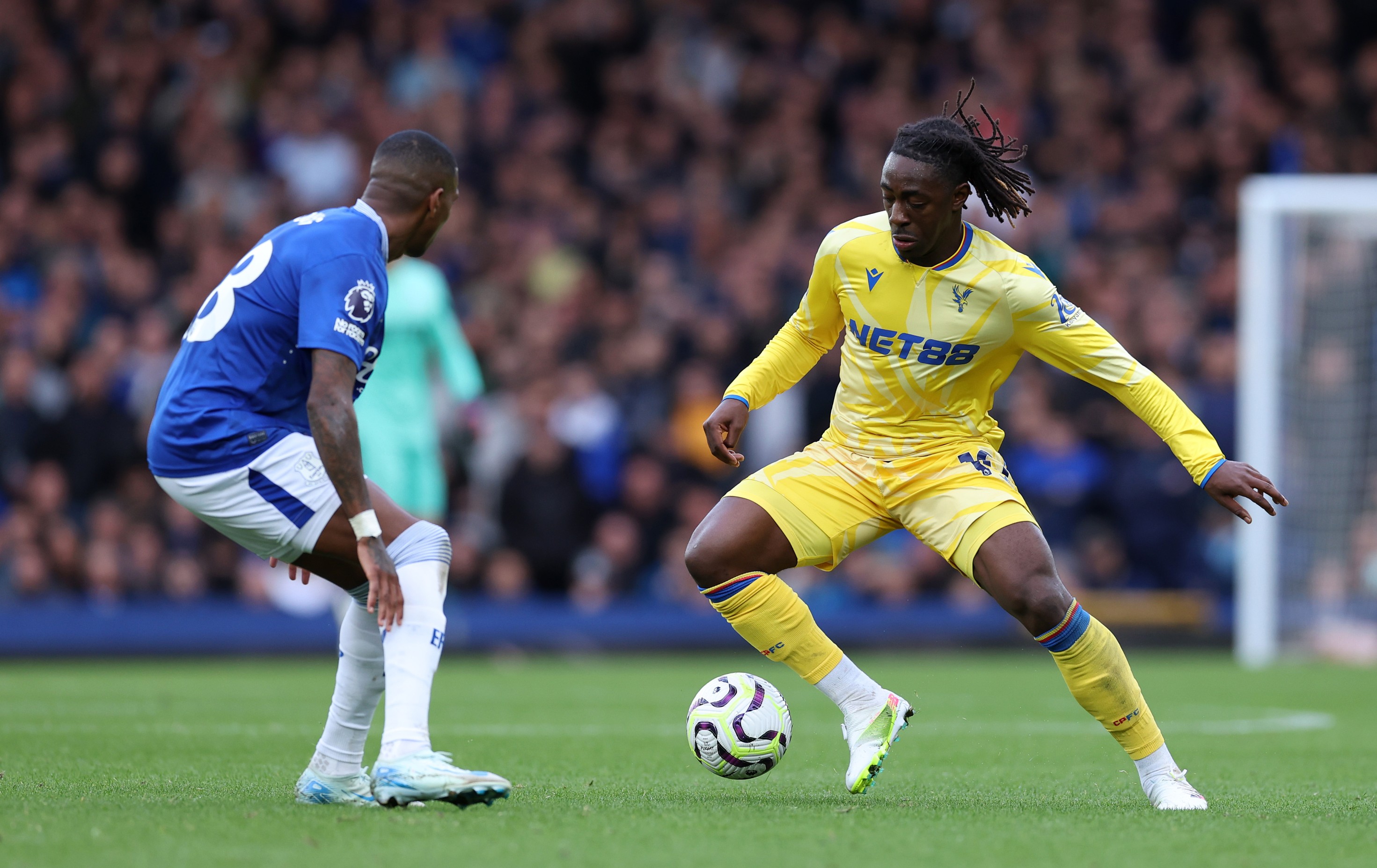 Tottenham and Man United remain keen on Eberechi Eze.
