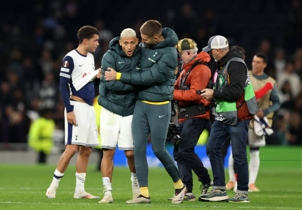 Mutliple sources: Tottenham have begun exploring new goal keeper options - The Boy Hotspur