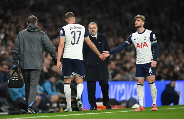 Tottenham suffer Micky van de Ven setback