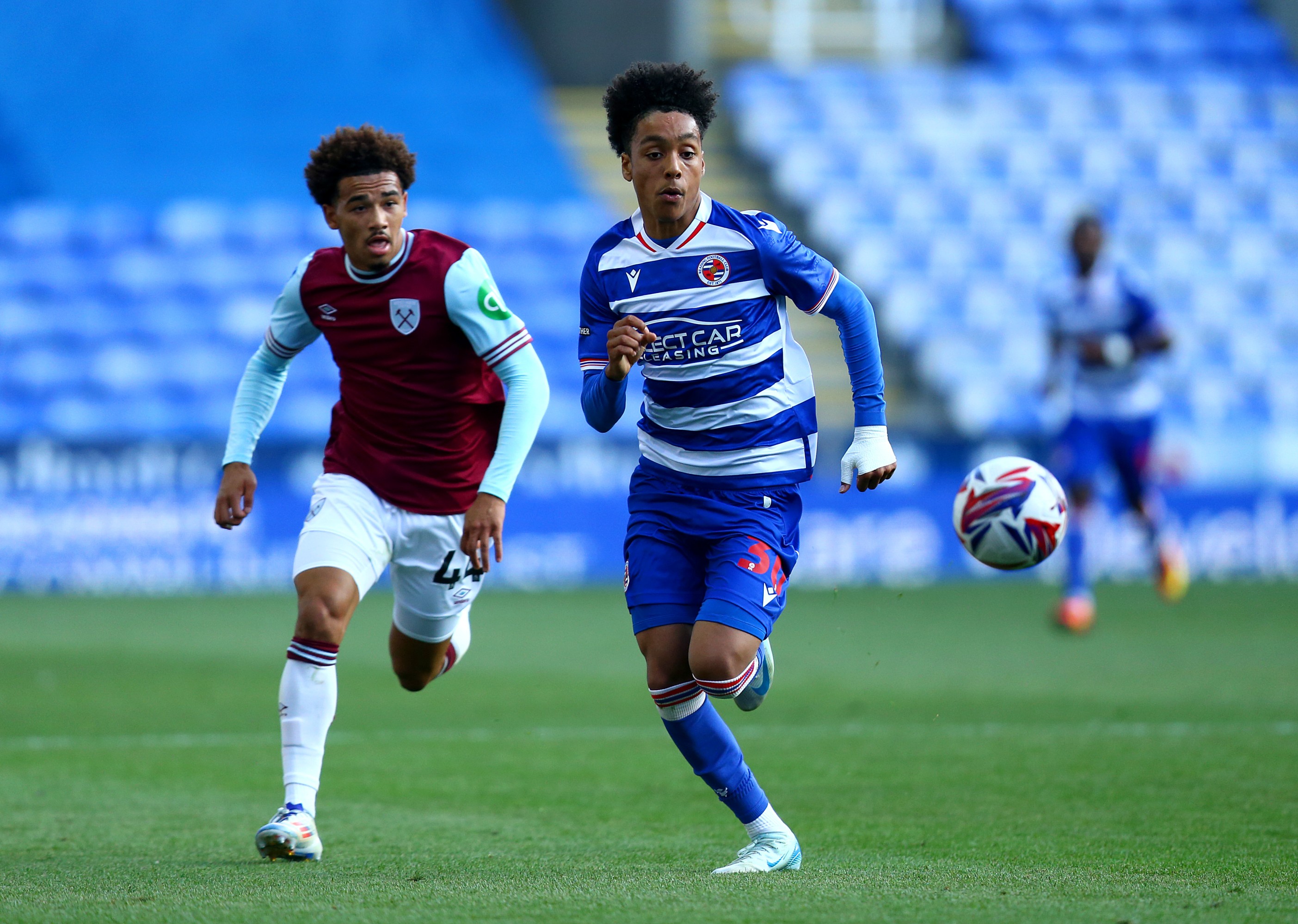 Tottenham, Chelsea and Manchester City keen on Andre Garcia