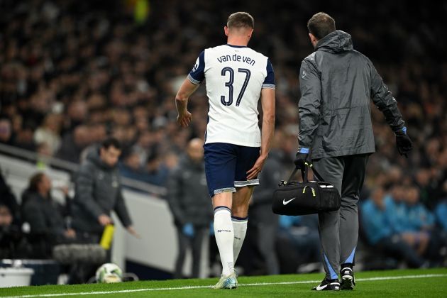 Tottenham defender Micky van de Ven could be out for a month