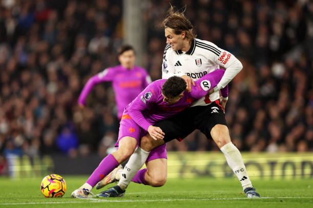 Joachim Andersen in action for Fulham