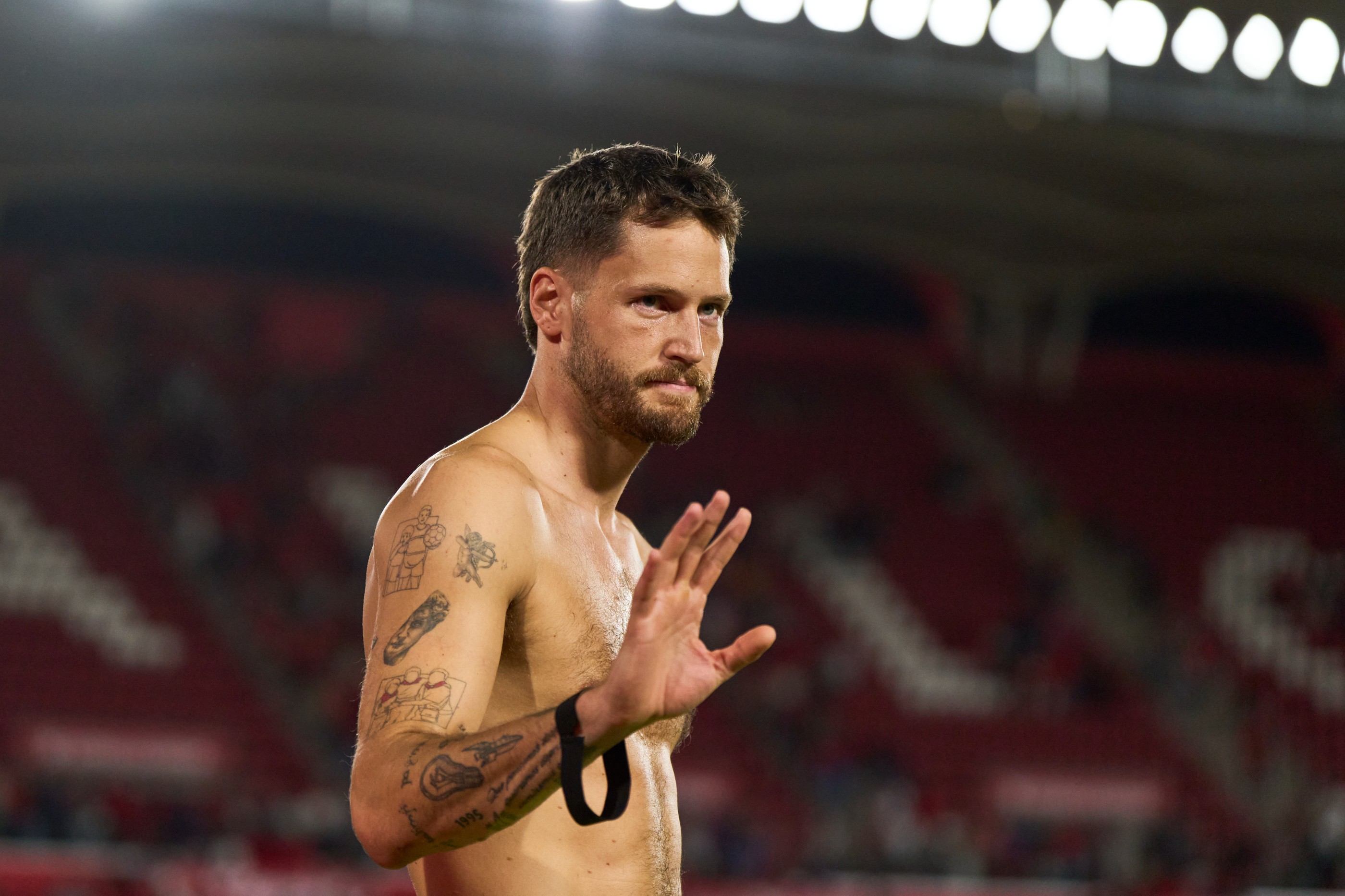 Alex Remiro of Real Sociedad gestures during a LaLiga match