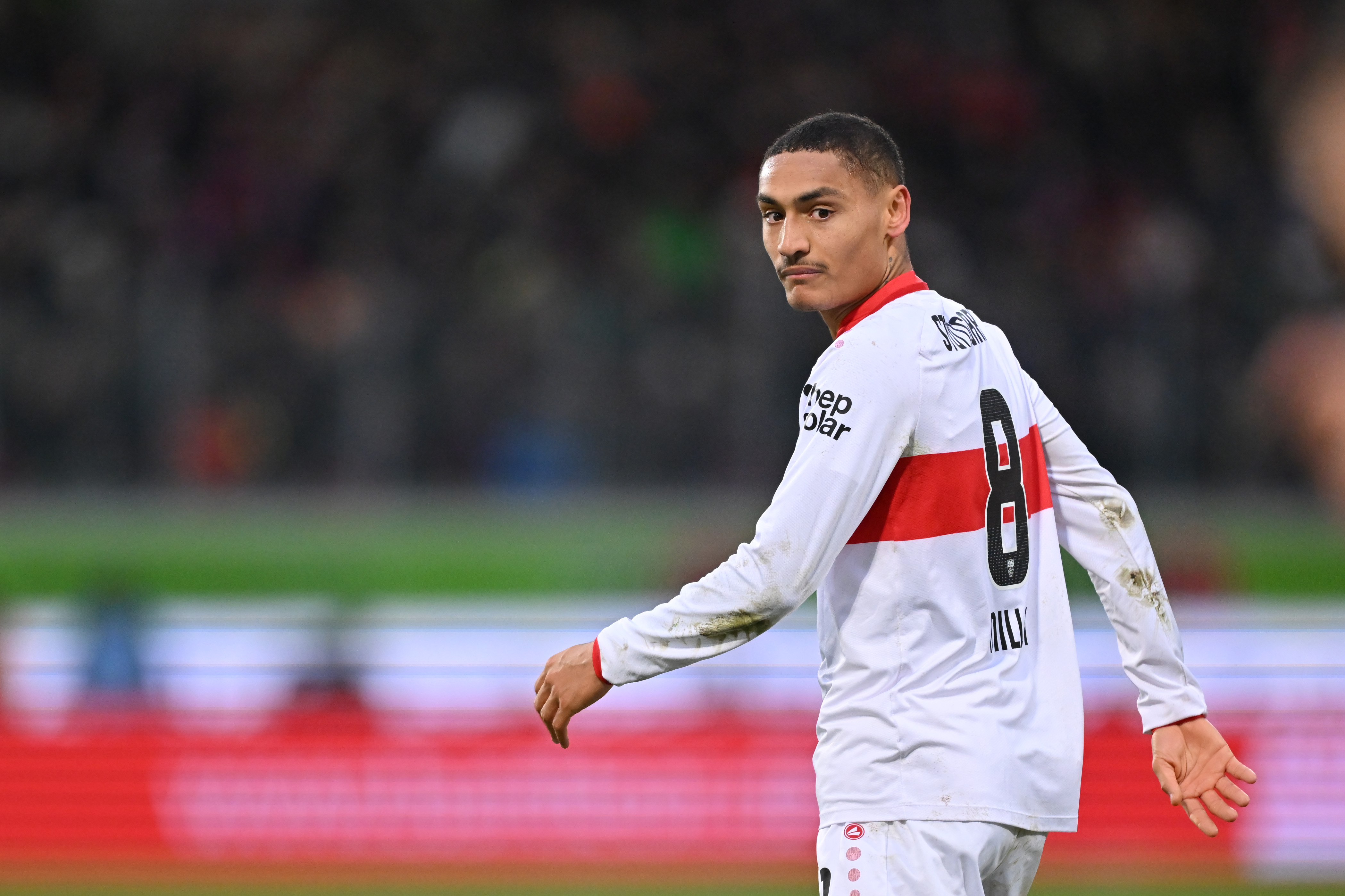 Enzo Millot in action for Stuttgart