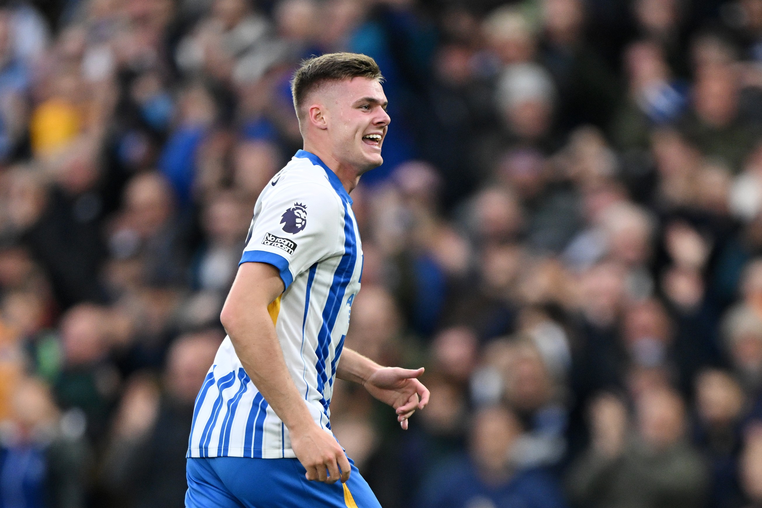 Evan Ferguson of Brighton & Hove Albion celebrates scoring