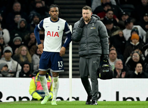 Destiny Udogie after picking up injury vs Wolves