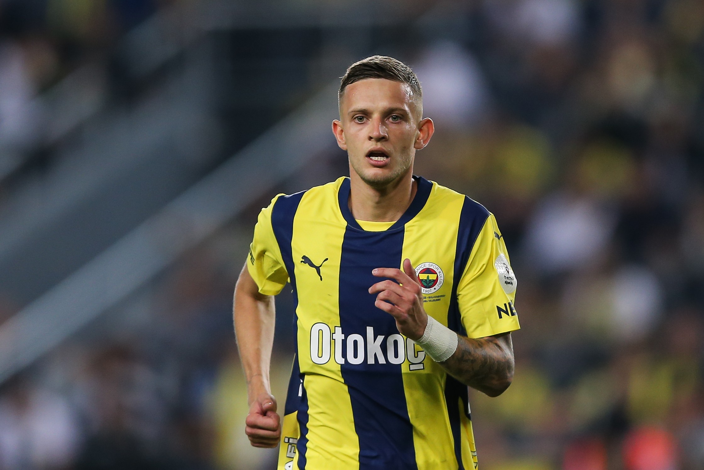 Sebastian Szymanski of Fenerbahce looks on during the match against Galatasaray