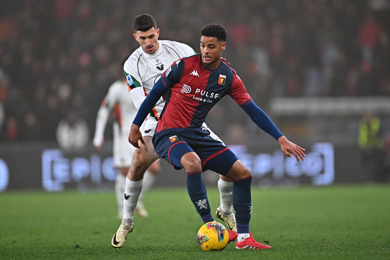 Tottenham make contact with Genoa to sign Koni De Winter