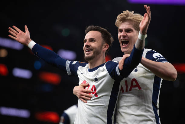 Tottenham players Lucas Bergvall and James Maddison
