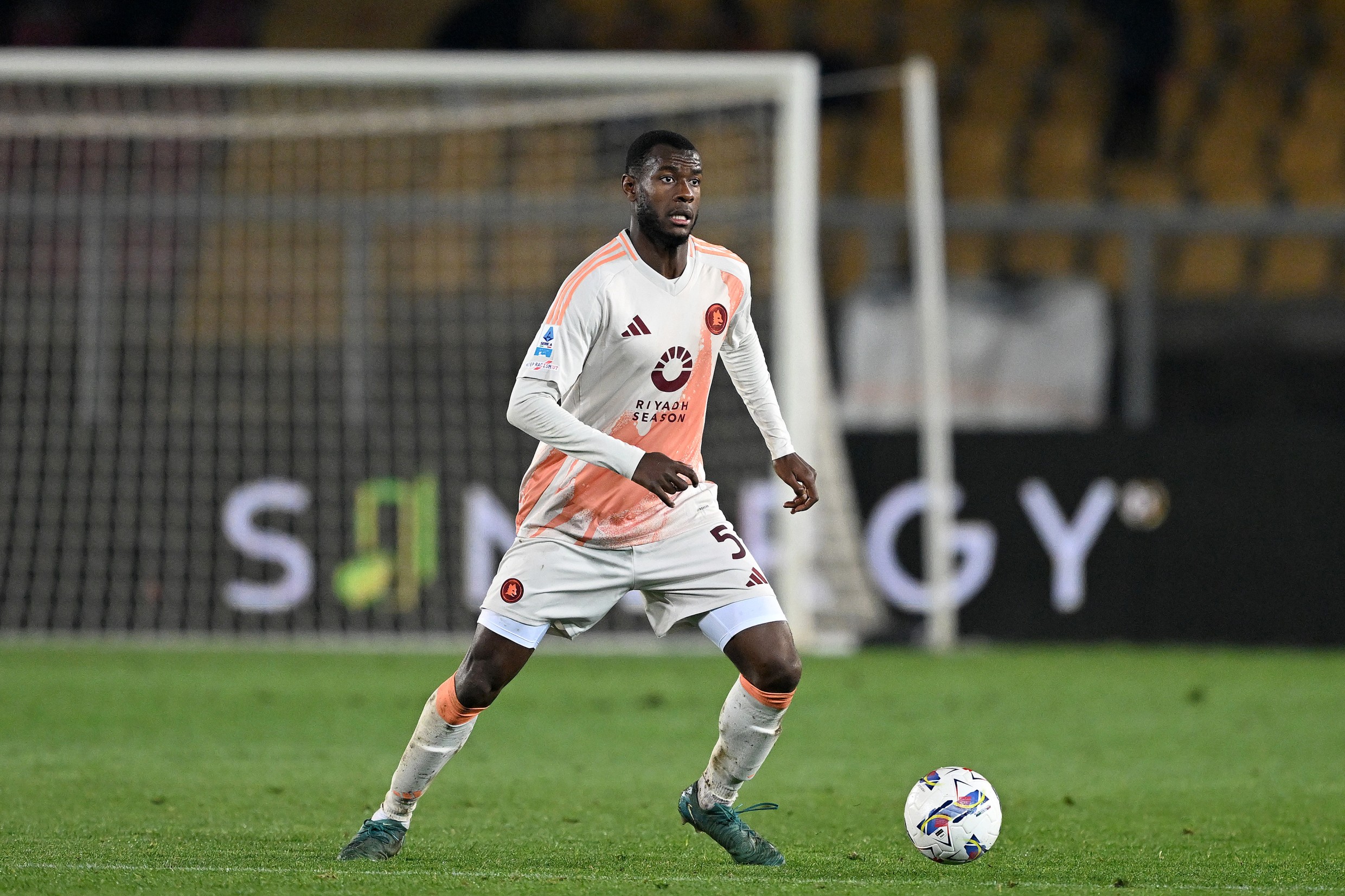 Evan Ndicka of AS Roma during the Serie A match against Lecce