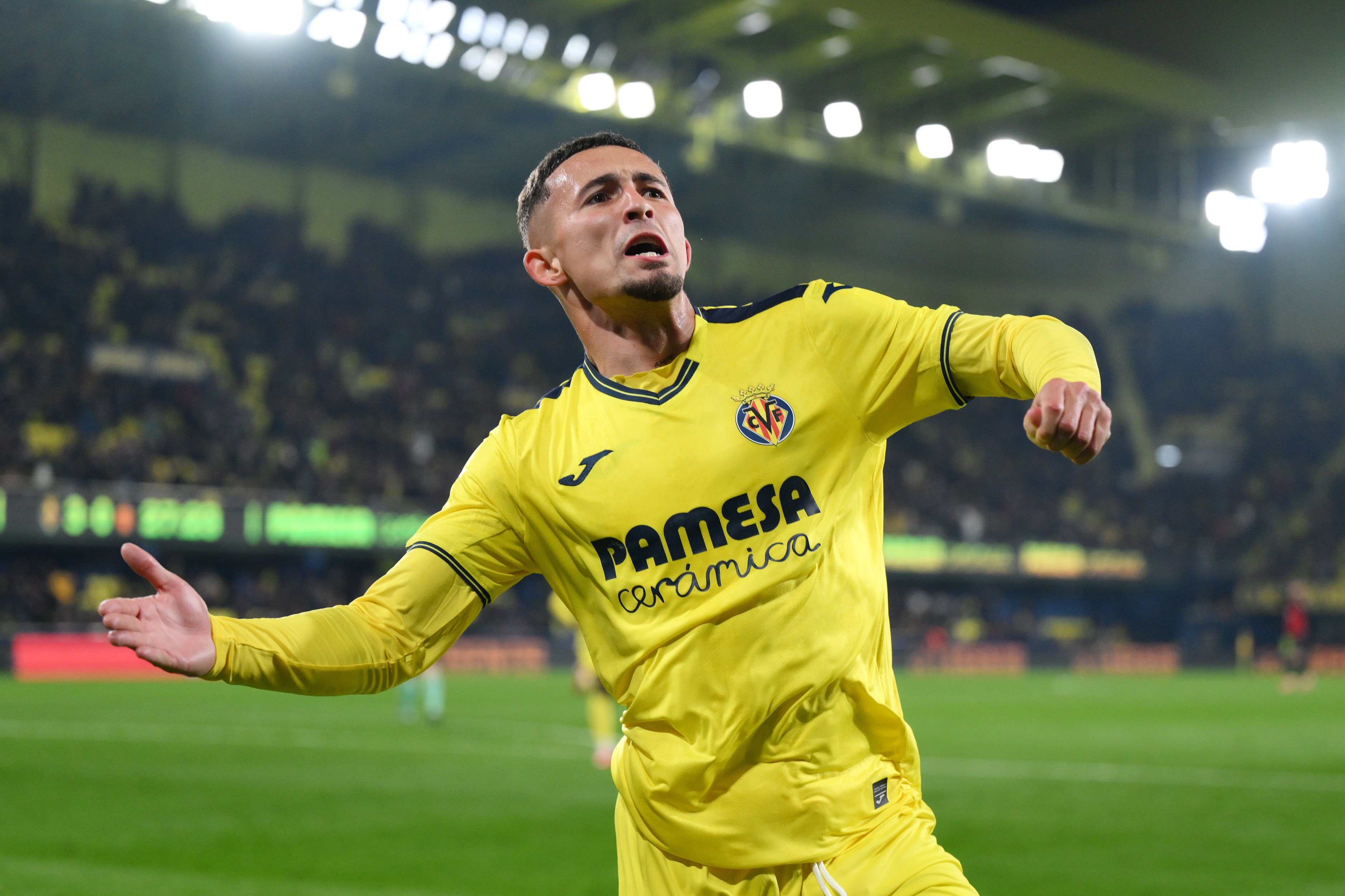 Yeremy Pino of Villarreal CF celebrates scoring his team's fourth goal