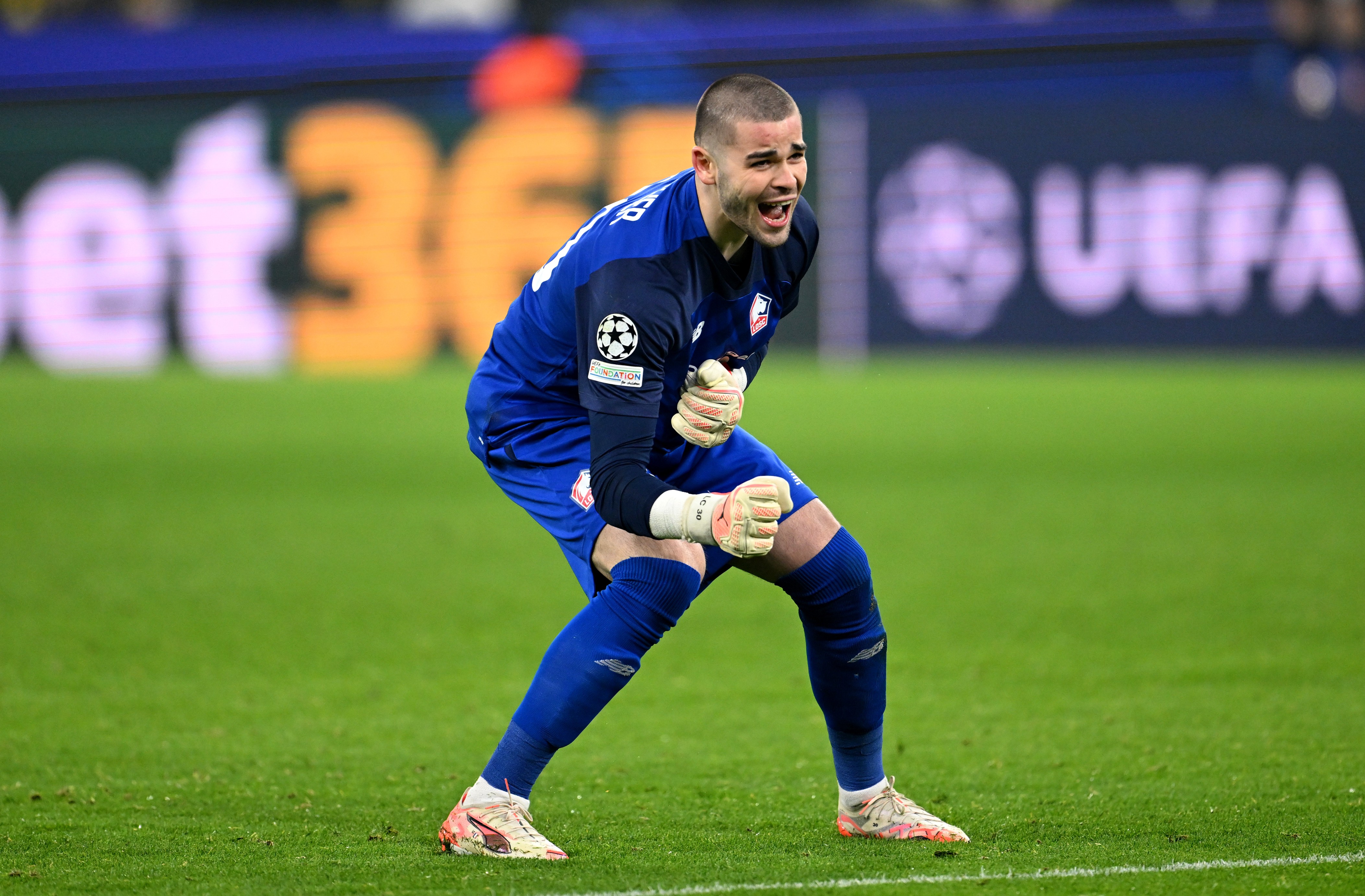 Lucas Chevalier of LOSC Lille celebrates a goal